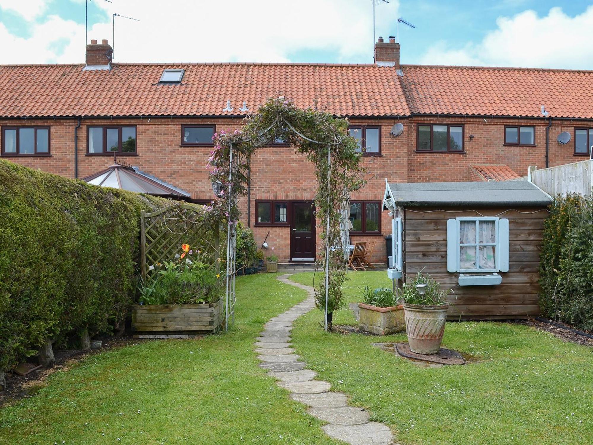 Ringstead Cottage Exterior photo